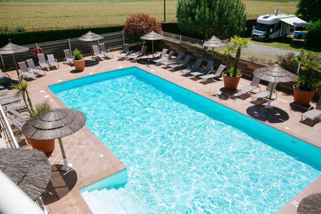 Camping Saint Michel Courtils Exterior photo